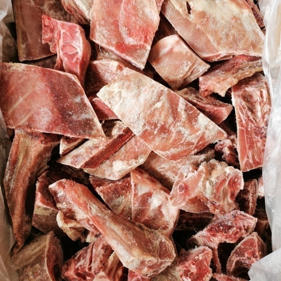 新鲜冷冻生羊肉全羊块 全羊切块 带骨羊切块毛重 10斤一箱