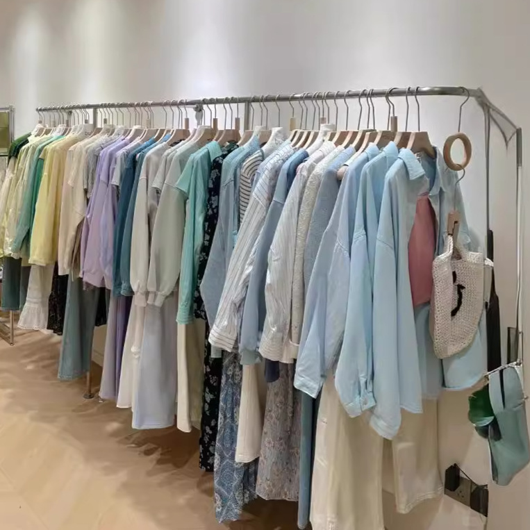 杭州四季青服饰十三行连衣裙女装批发春秋衣服杂款多