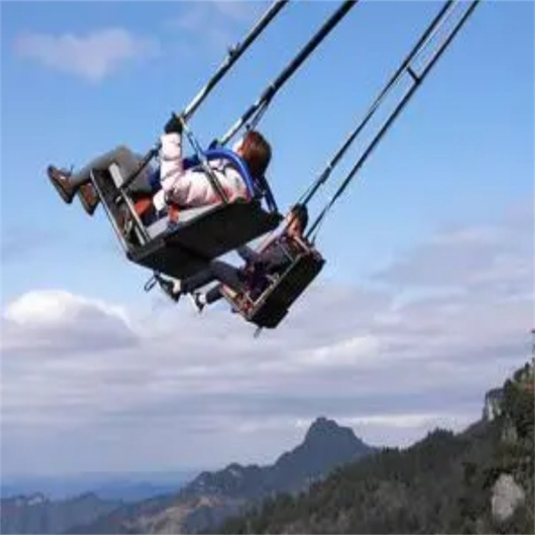 高空秋千抖音网红悬崖秋千高空悬挂秋千高空极限挑战项目景区