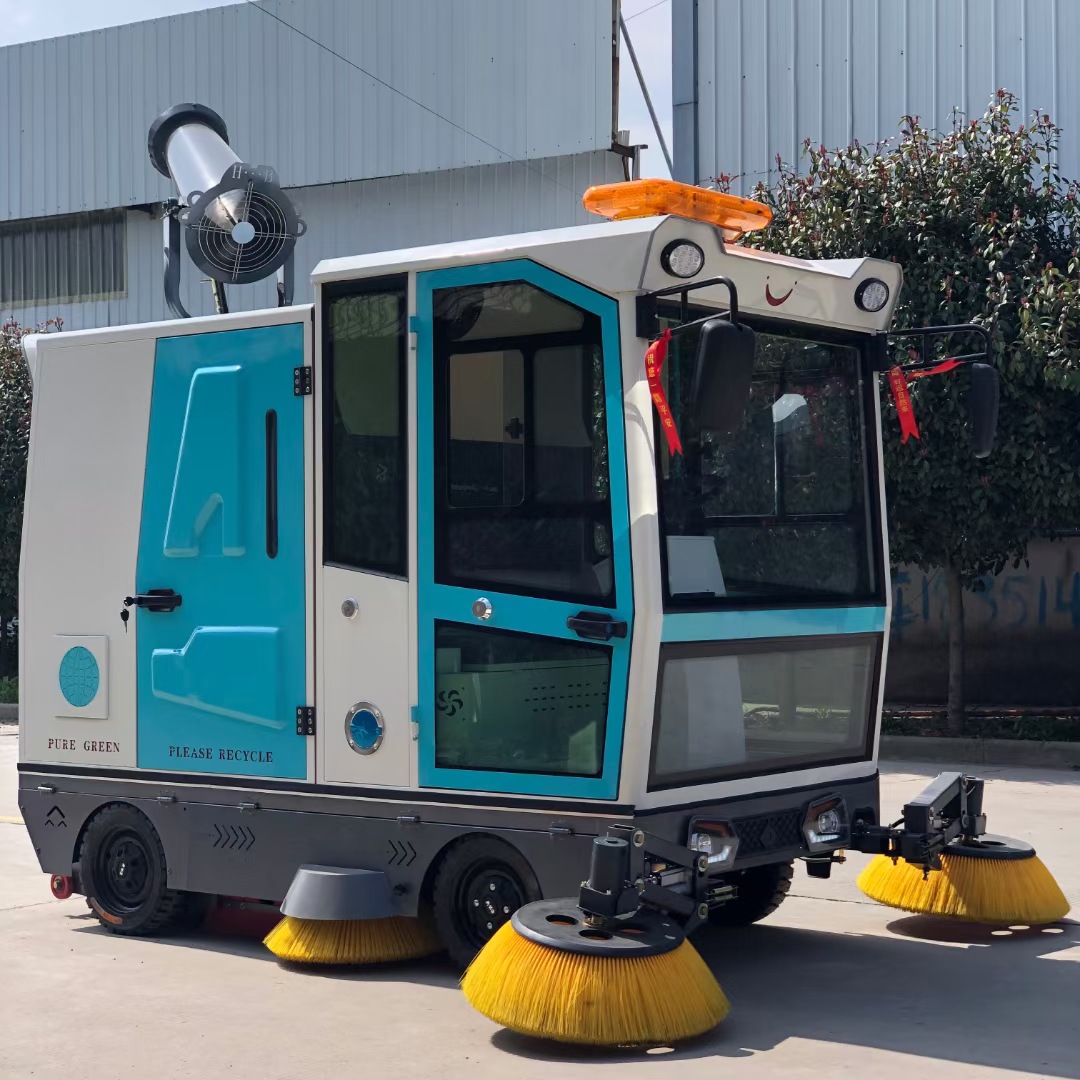 厂家批发全封闭驾驶室四轮电动扫地机小型公路垃圾清扫电动扫路车