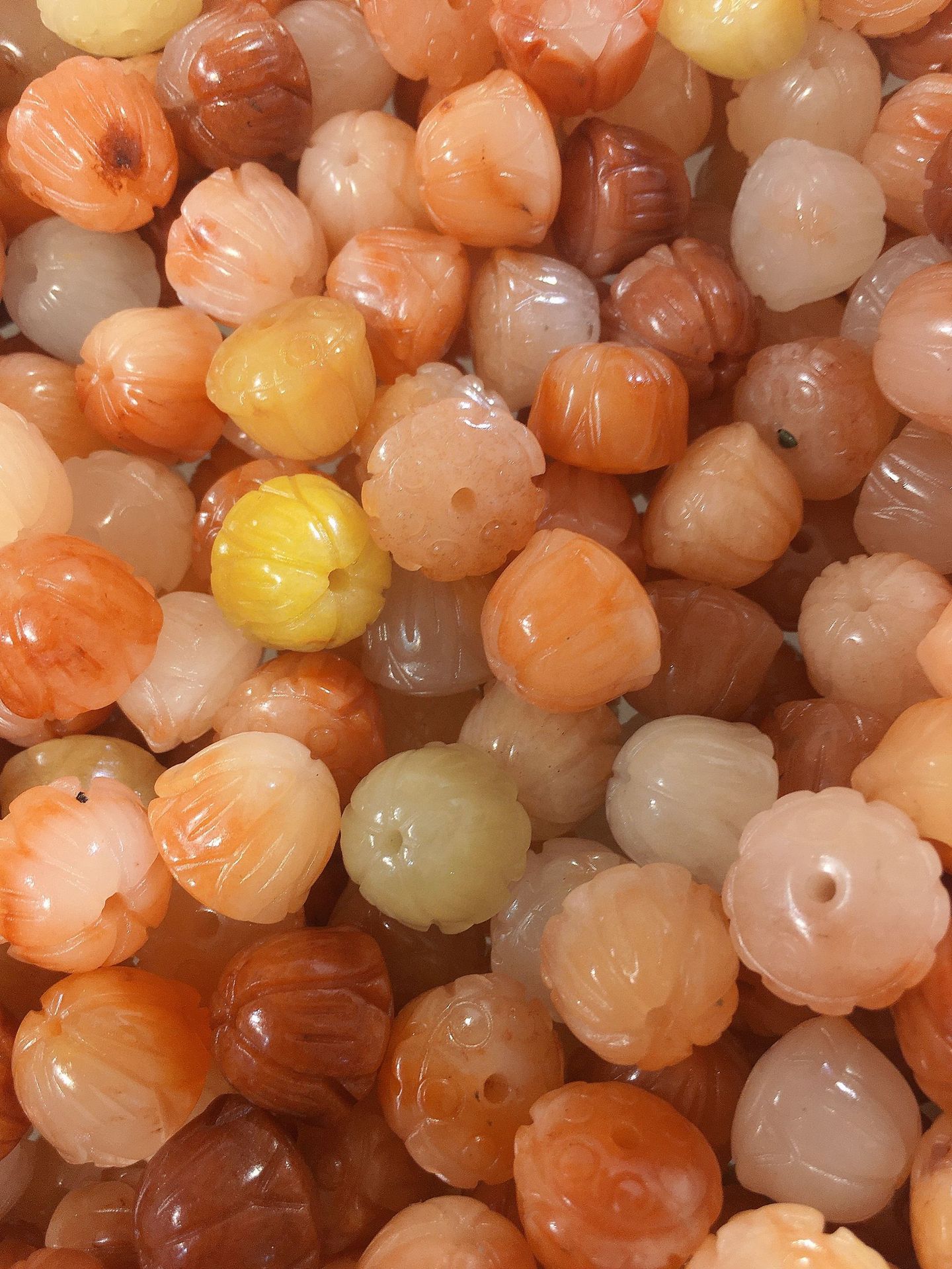 【瑜福珠宝】新疆金丝玉莲花莲蓬直通孔 手链项链小滴溜diy配饰