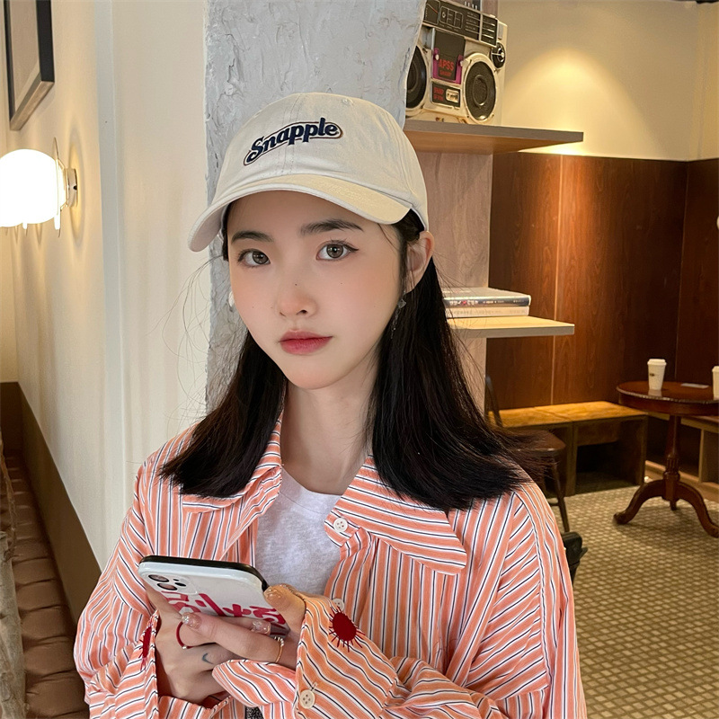 A Korean-style Instagram trendy and versatile sun protection cap for women in spring and summer, a letter sun protection cap that shows off the face, and a small green baseball cap for men pic 8