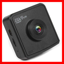 v8汽车车载礼品机行车记录仪单录2寸汽车倒车影像 4s店保险礼品单