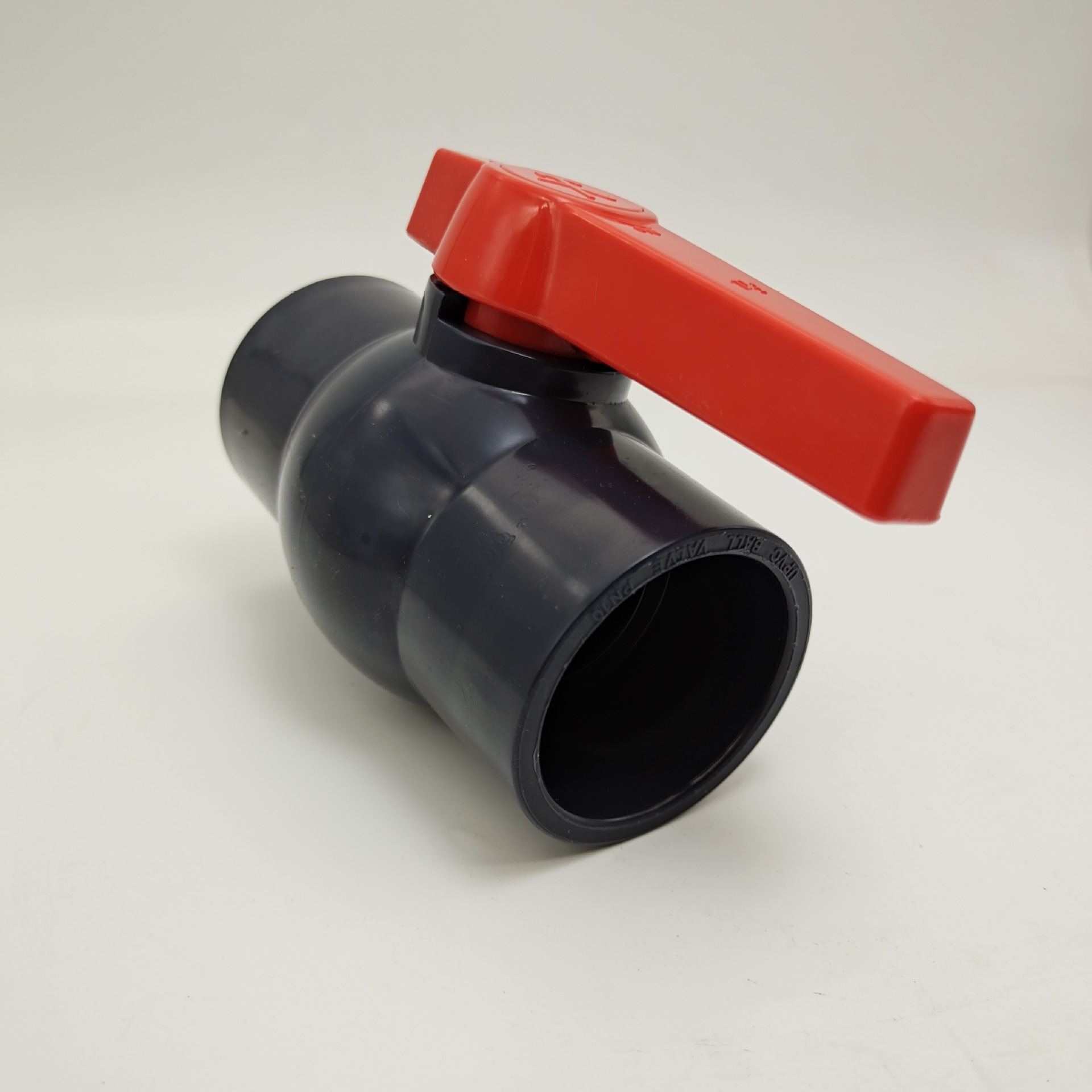 标准一体球阀 插口/胶粘口 直供upvc直口球阀  现货爆款热销