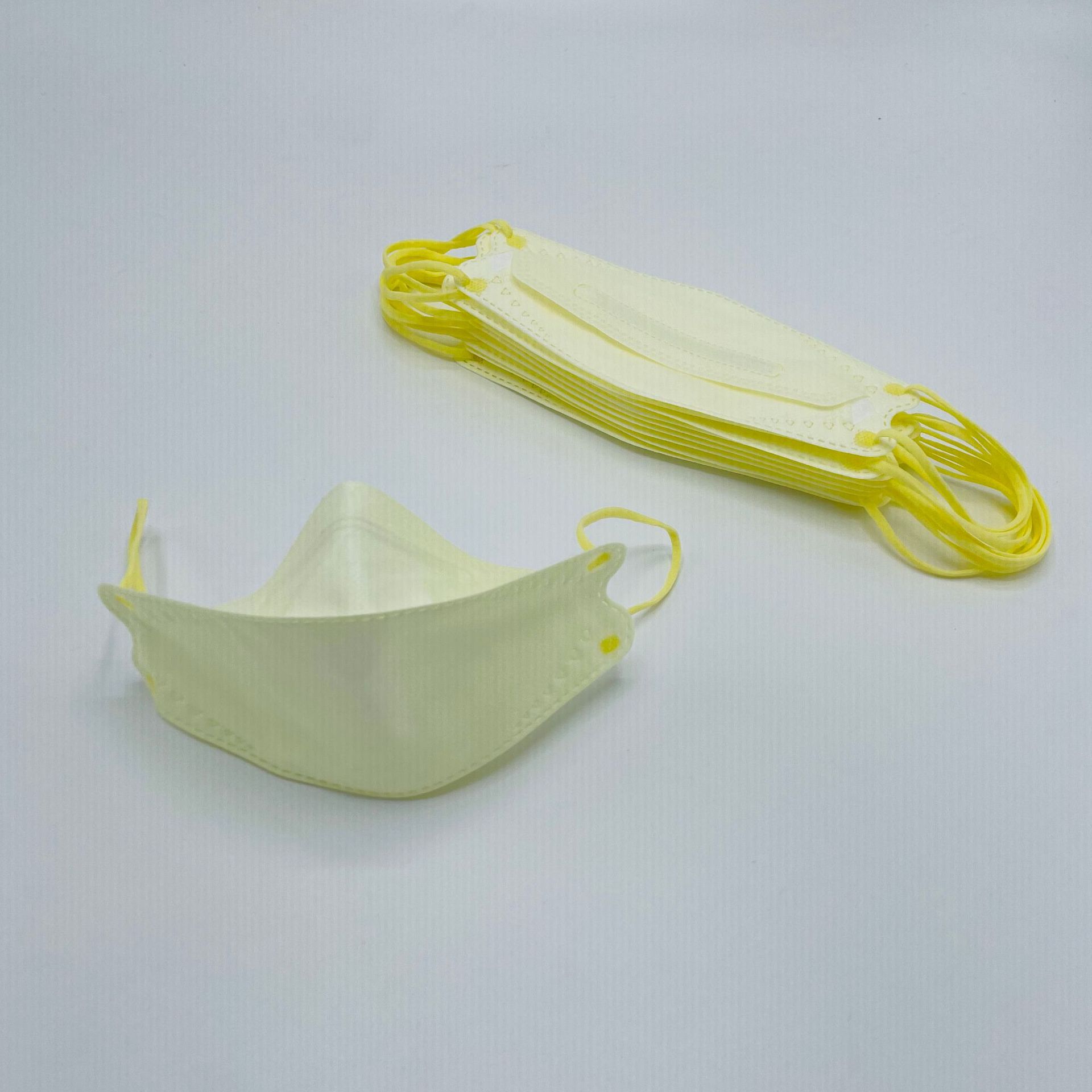 kf立体94儿童鱼型口罩kn95口罩3d立体四层彩色印花99%滤效现货批