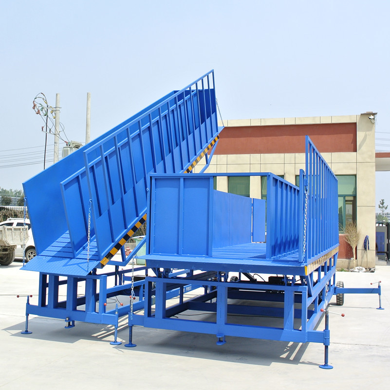 猪场转猪台电动液压赶猪台装猪通道移动分离式斜坡卸猪台牛羊通道