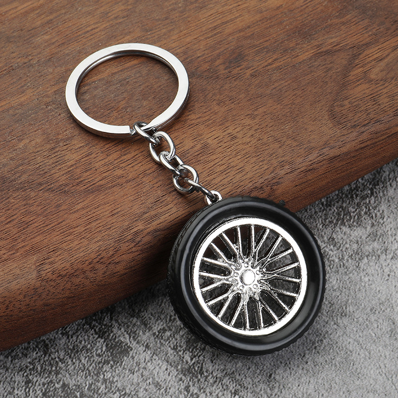 Pvc Soft Rubber Tire Keychain = Creative Tire Keychain Pendant Car Key Chain Couple Schoolbag Accessories