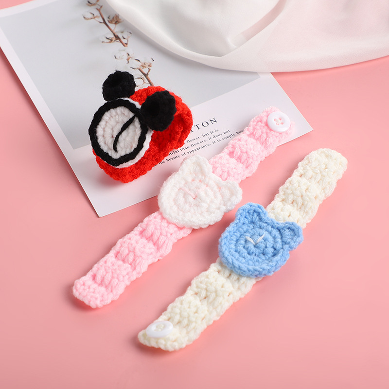 毛线勾针粉色小熊手表手环时尚精美学生情侣一对二三人编织手链