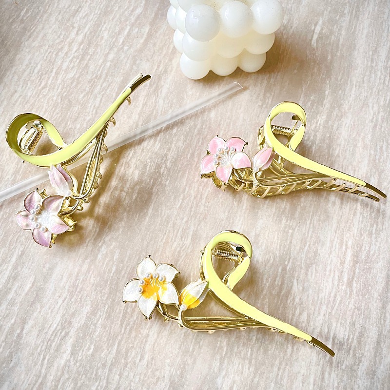 Spring 2023 New Trendy Flower Barrettes Women's Fresh Sweet Back Head Hair Updo Holder Gap Former Red Hair Accessories Wholesale