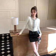 初秋小众设计轻奢高级感上衣外套女重工亮珠片短款修身毛针织开衫