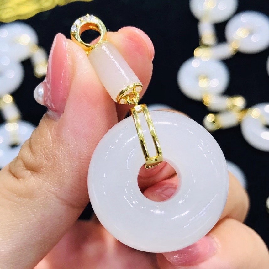 新疆和田白玉面包圈吊坠 银镶嵌羊脂白玉圆环甜甜圈挂件项链