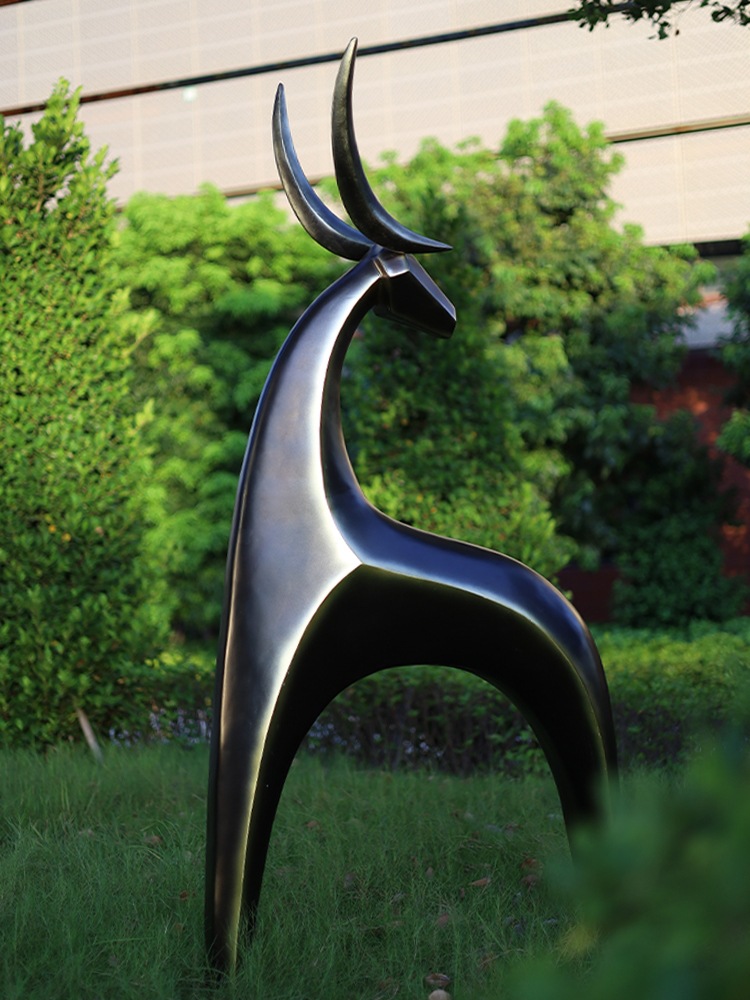 户外仿铜抽象鹿雕塑园林庭院草坪装饰摆件玻璃钢不锈钢景观小品