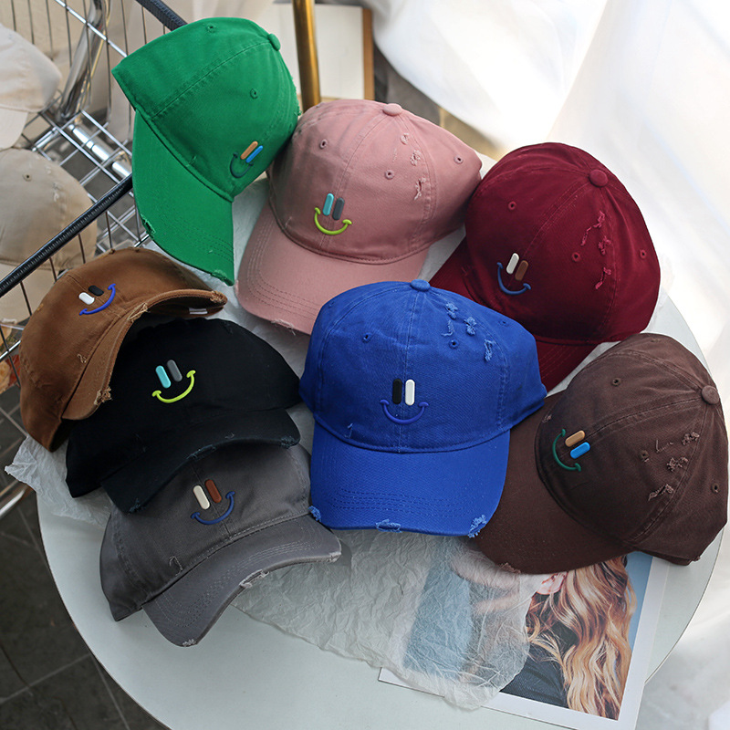 2024 New Japanese Leisure Baseball Cap Men and Women Spring and Summer All-Matching Sun Hat Smiley Face Soft Peaked Cap Tide