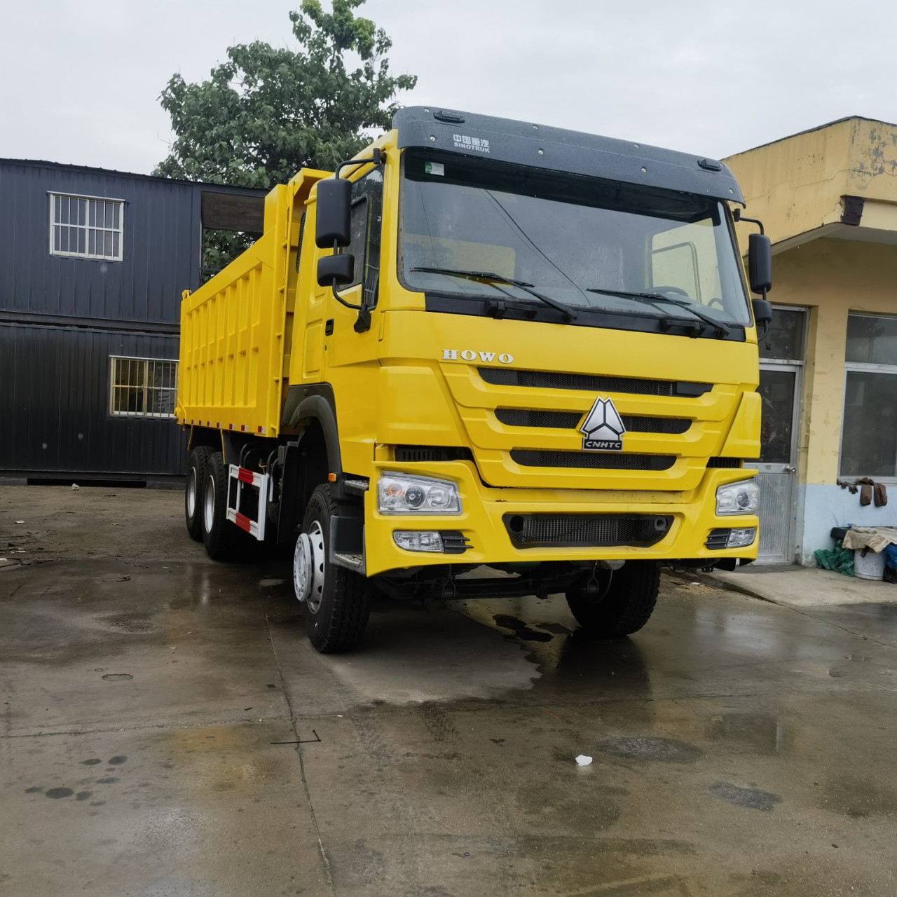 二手豪沃自卸车前四后八货物运输翻斗车howo渣土工程车现车可分期