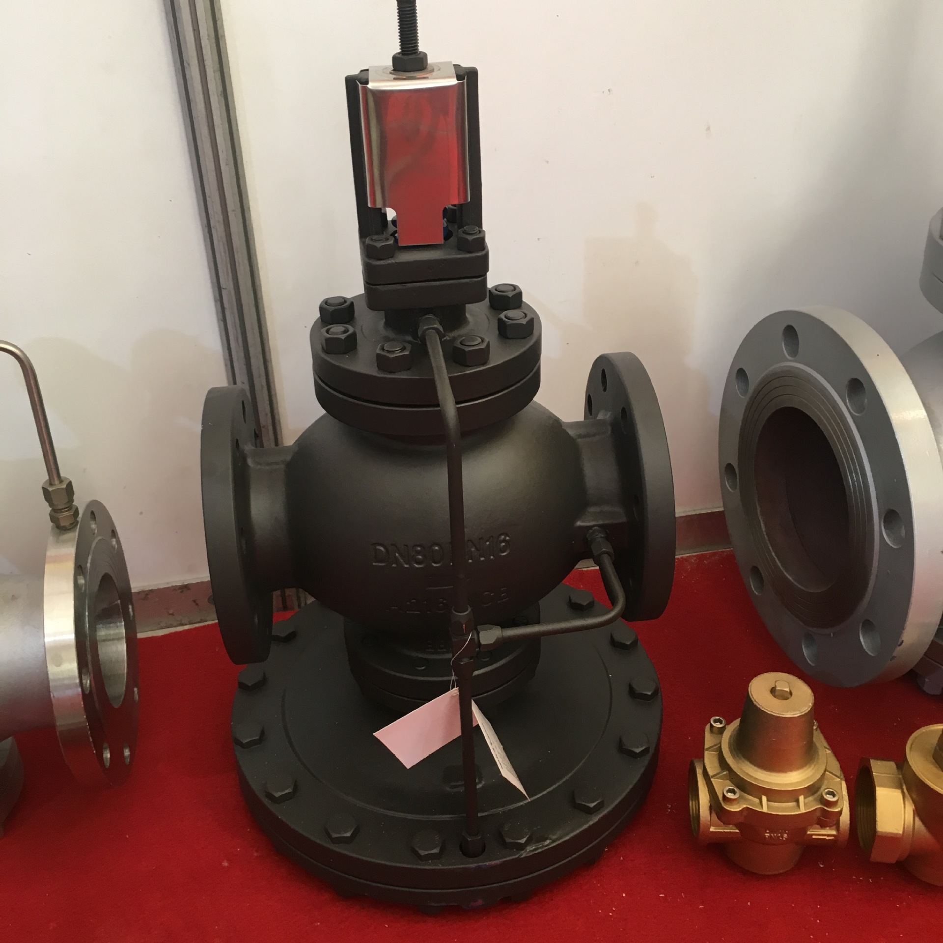 先导薄膜式dn50dn65减压阀