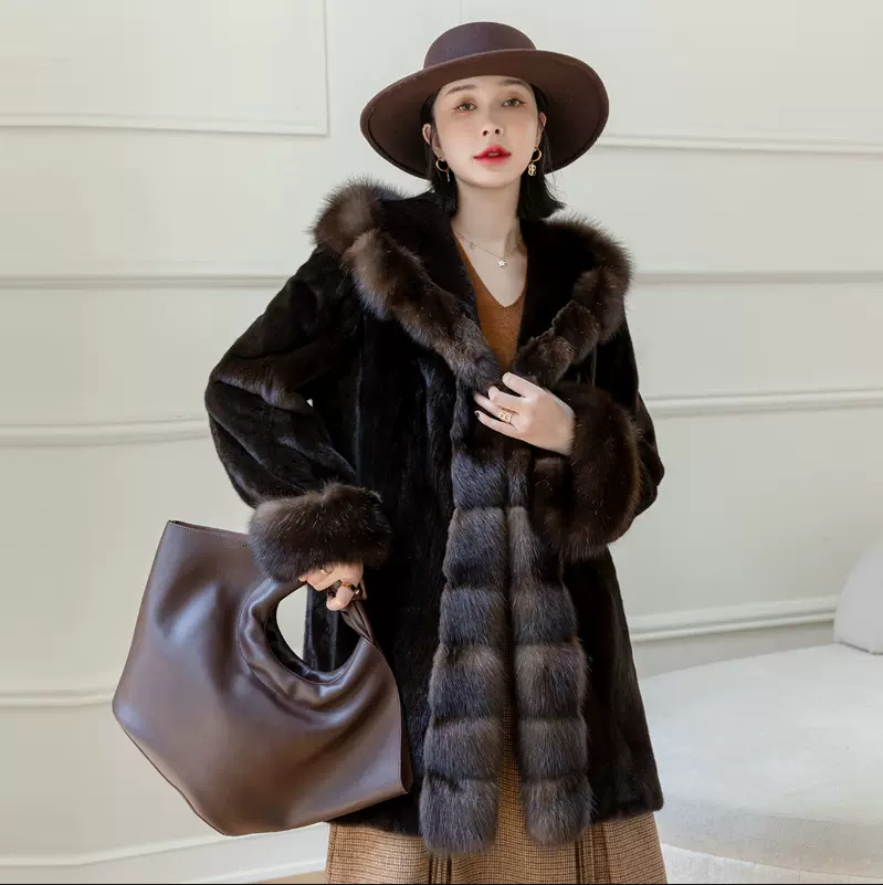 进口天鹅绒貂皮大衣女整貂长款连帽俄罗斯紫貂水貂皮草外套