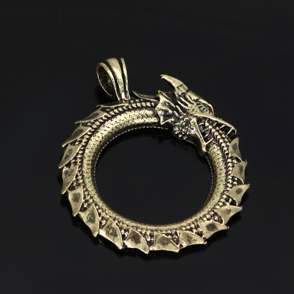 速卖通ebay 热卖爆款个性衔尾蛇吊坠圆环盘龙酷项链厂家直销批发