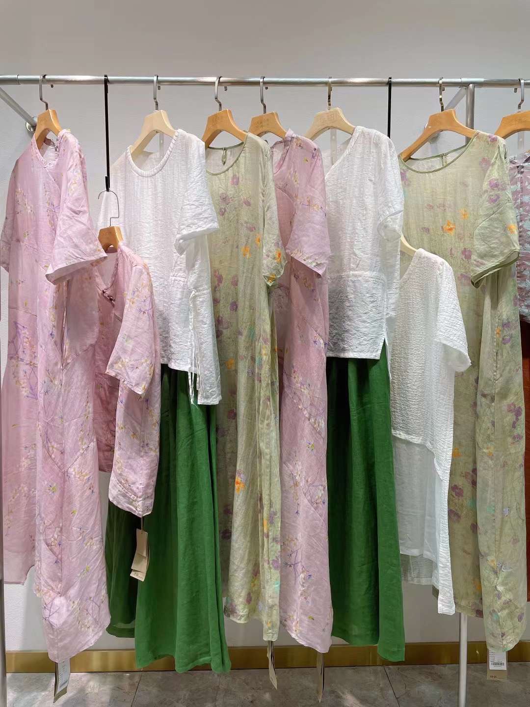 大码棉麻女装希色22夏品牌尾货批发货源直播热卖品牌女装进货渠道