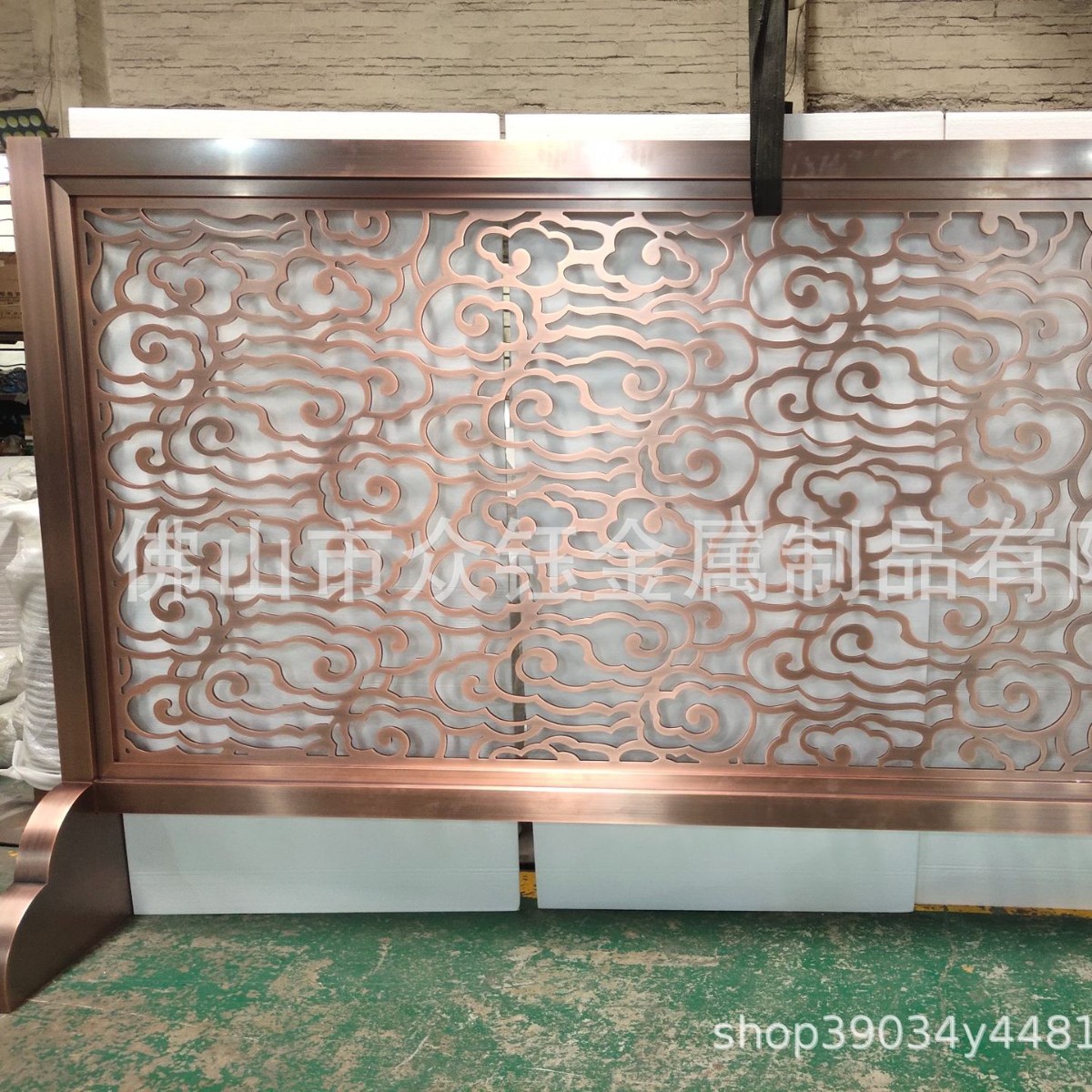 雕刻祥云移动屏风酒店不锈钢折叠屏风别墅客厅玄关铜艺屏风隔断