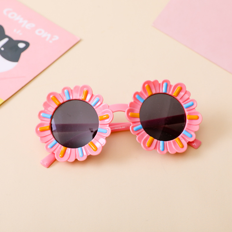 2022 Wholesale Jelly Candy Color Cartoon Sunglasses Cute Sun Flower Glasses UV Protection Baby Sunglasses