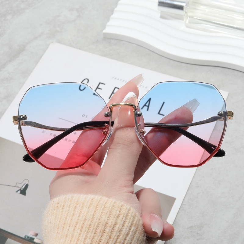 2023 New Women's Sunglasses Trendy Frameless Trimming Sunglasses Large Frame Glasses Women's UV Protection Sunglasses Wholesale