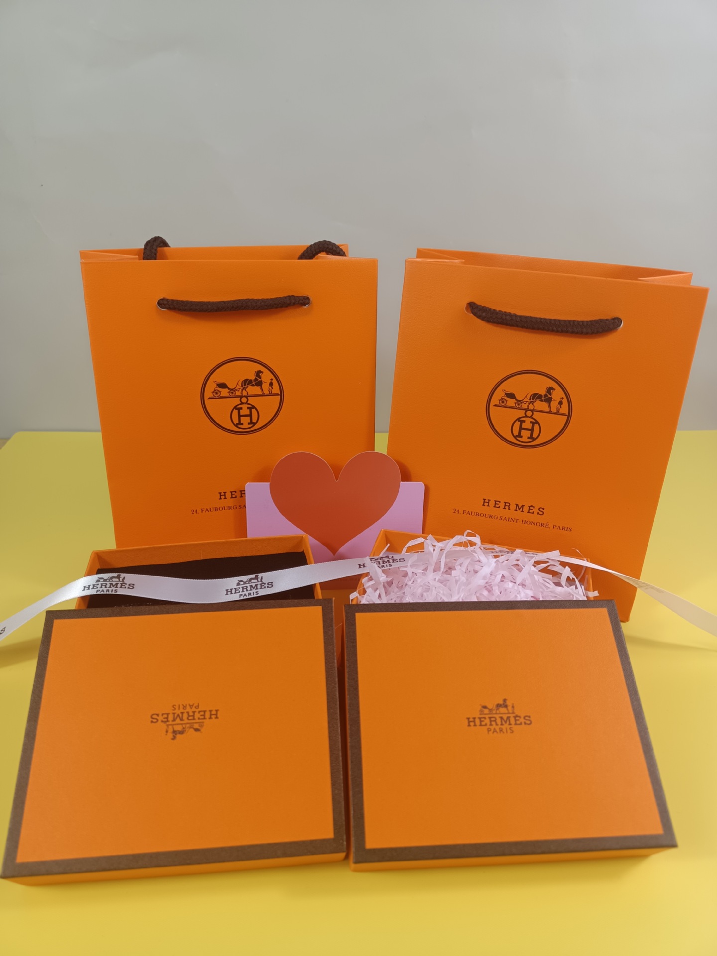 专柜橙色爱马仕口红唇膏礼盒手提袋化妆品口红包装盒香水礼袋批发