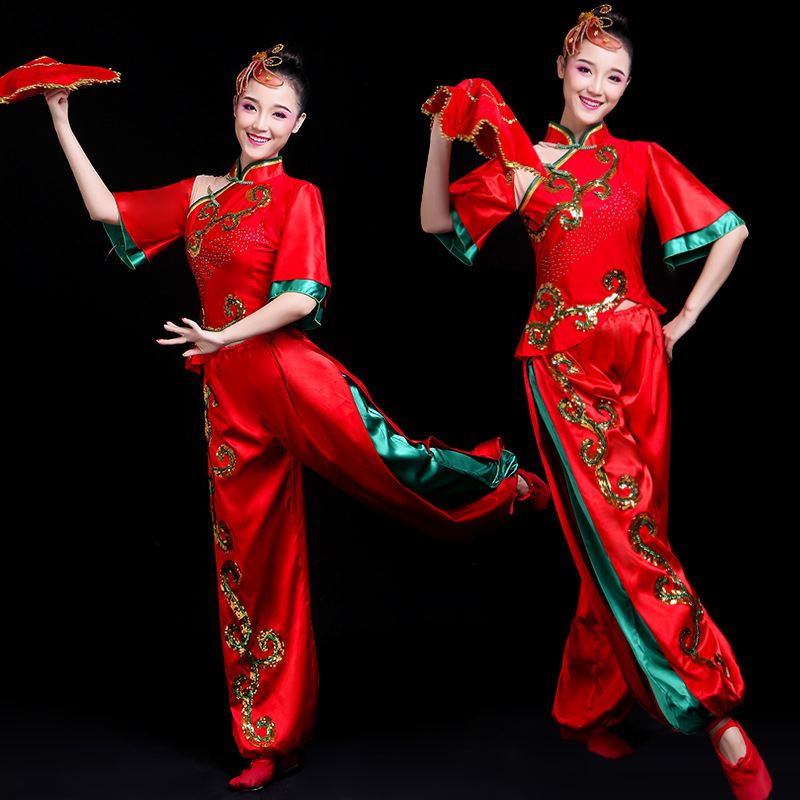 秧歌舞演出服2024新款中国红撞色手绢舞腰鼓扇子舞演出套装厂家批