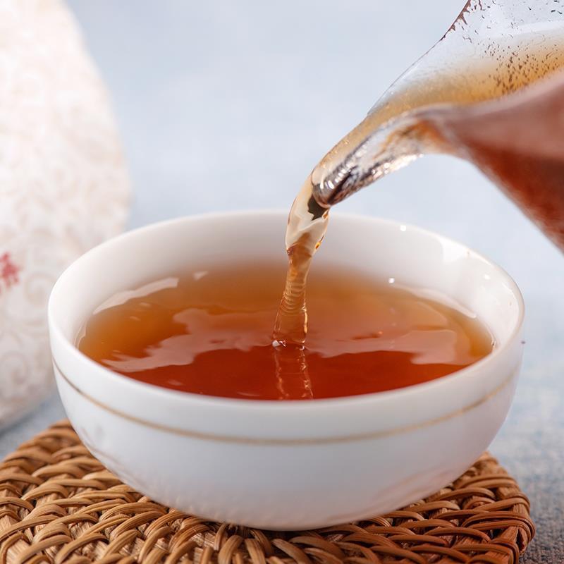 批发云南普洱茶熟茶 金芽小饼100克2008年宫廷 金芽 小饼 普洱七