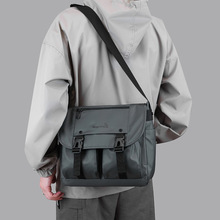 新款男士多功能单肩包时尚百搭超大容量商务休闲电脑包运动斜挎包