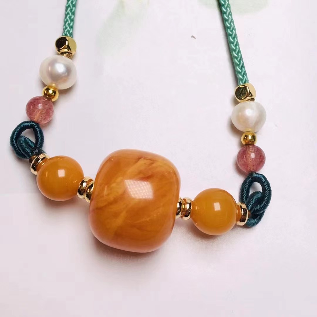 天然琥珀蜜蜡老蜜花蜡墩子锁骨链蜡质浓郁搭配绳子源创工厂批发