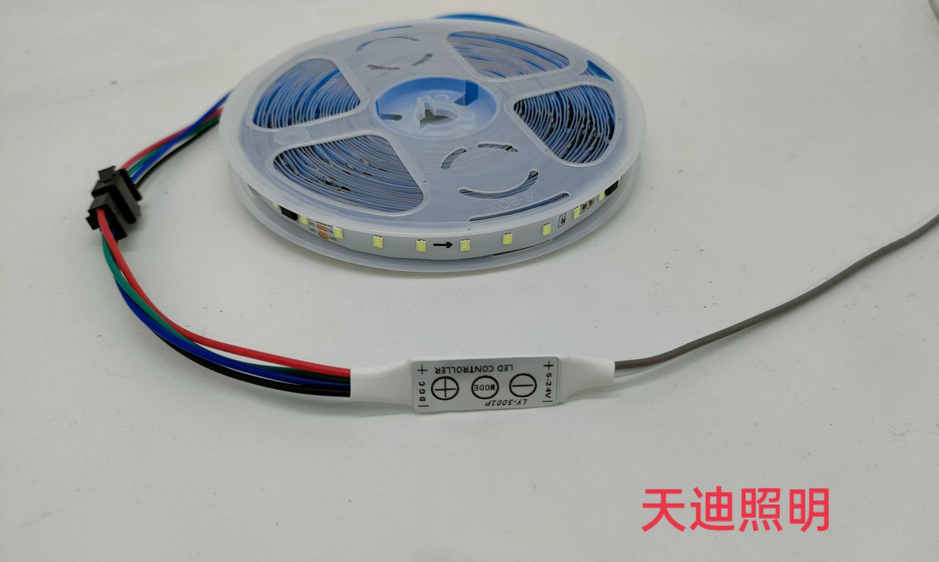 流水灯带控制器led3键迷你七彩流星灯12v24v追光流水跑马灯带控制