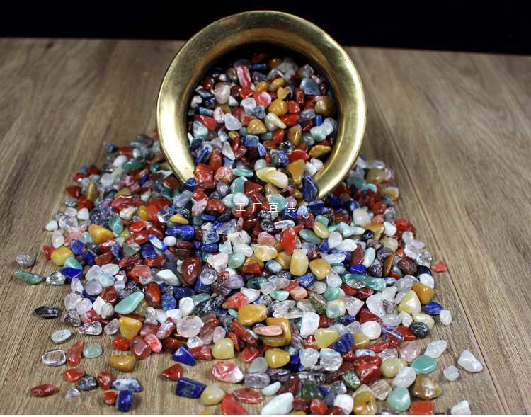 批发七彩石原石天然摆件碎石粒供曼扎七宝石散装500克供水晶装藏