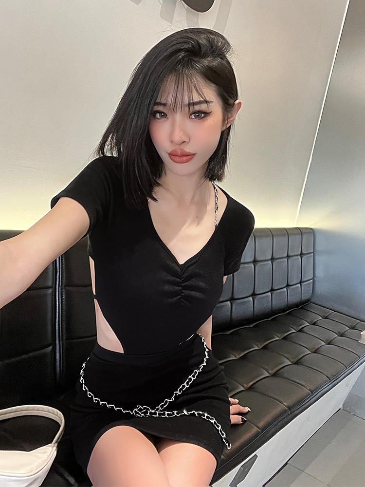 露腰深v性感连衣裙女镂空送腰带裙子女