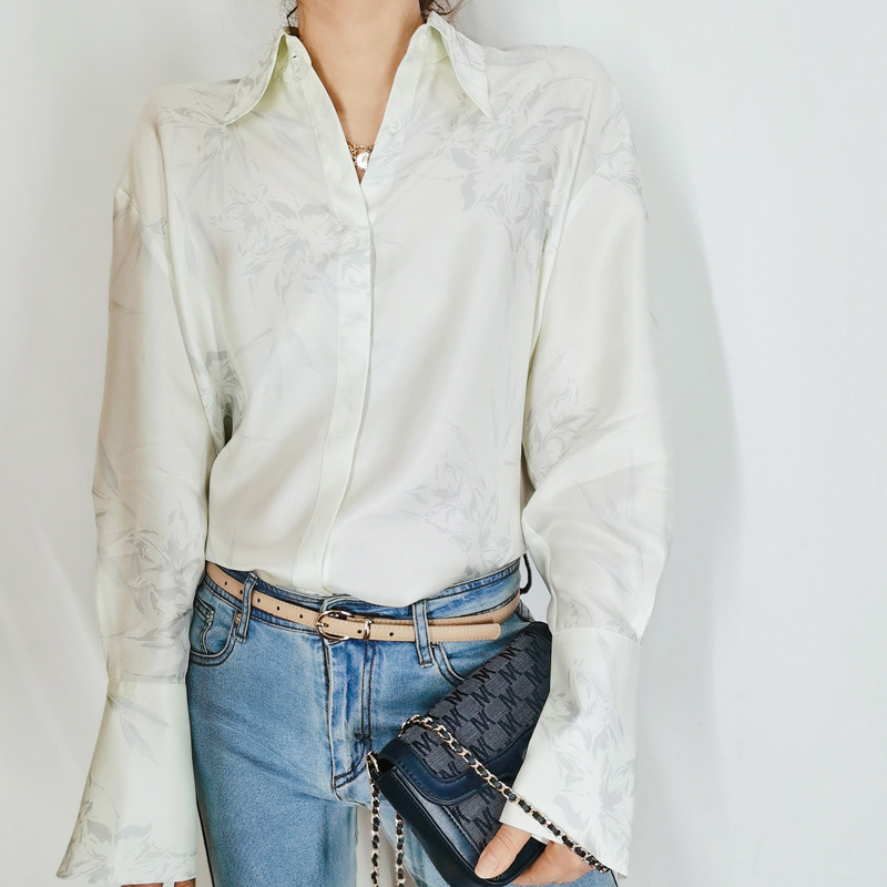 新款通勤ol大翻领水墨印花斜纹绸真丝衬衫女 马蹄袖桑蚕丝衬衣