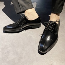 新款日系手工商务男士皮鞋休闲正装真皮皮鞋小方头英伦绅士婚礼鞋
