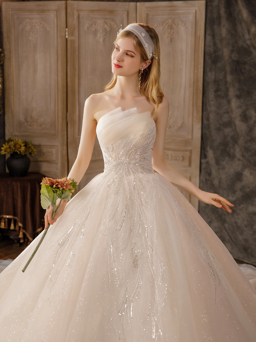 婚纱2022春季新款气质抹胸小个子新娘简约大气复古大拖尾婚纱