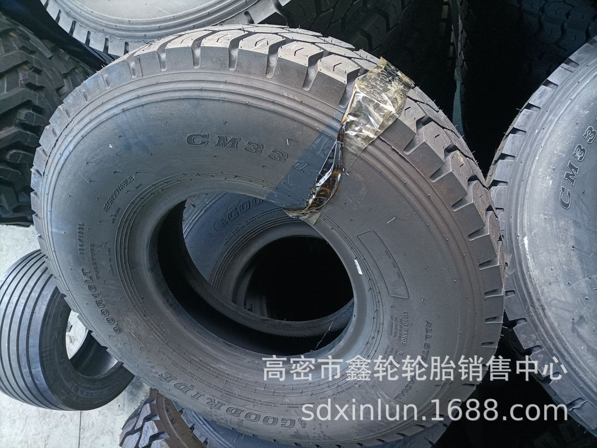 00r16全钢丝卡车轮胎 中花全钢丝子午线轮胎