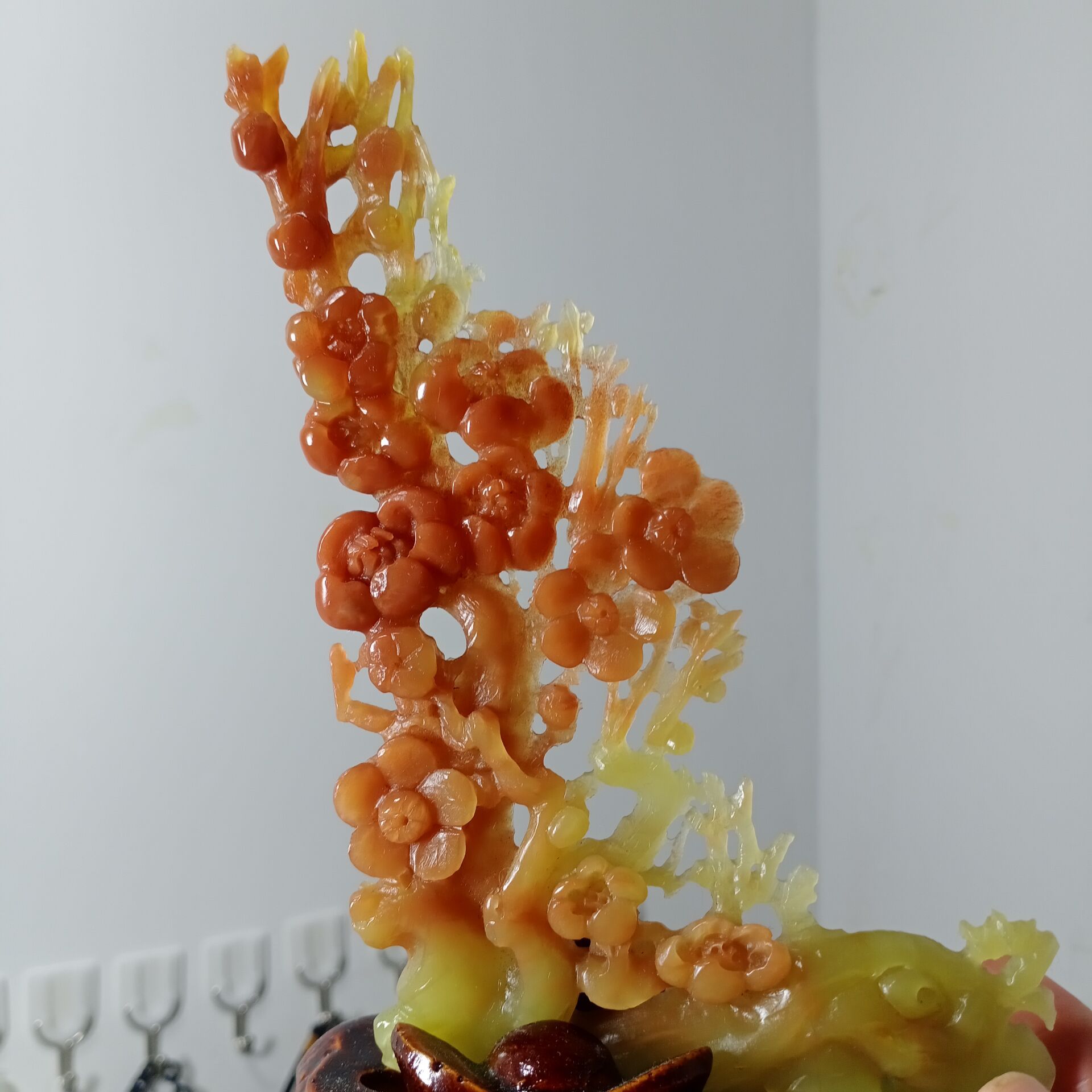 岫玉梅花摆件玉器工艺品礼品家居酒柜古董架玄关吧台送礼佳品源头