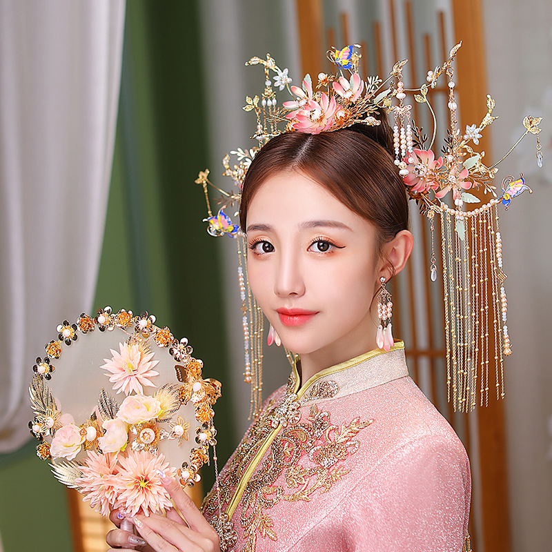 2022新款秀禾服新娘头饰金色古装长流苏凤冠宫廷龙凤褂中式敬酒服