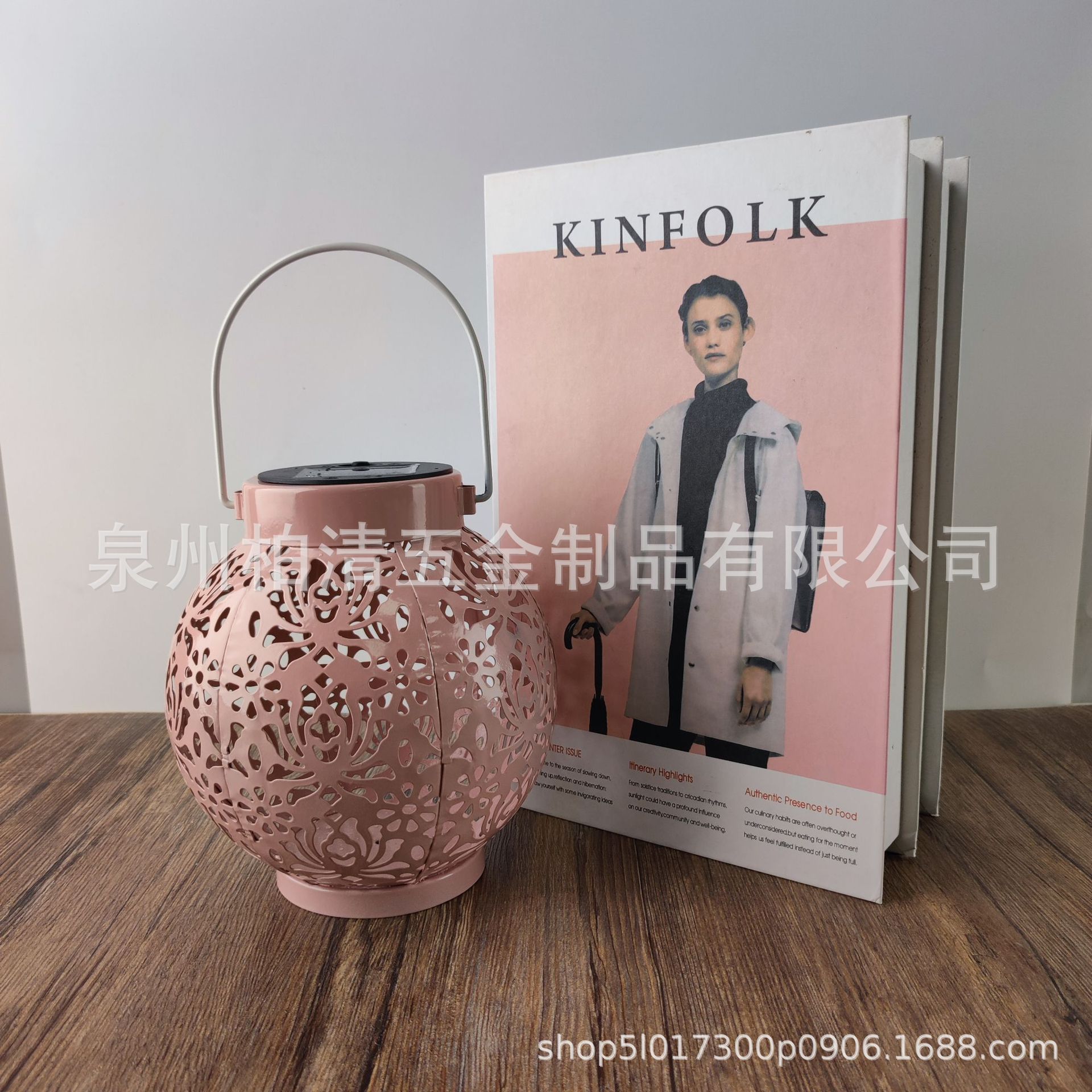 跨境电商太阳能灯笼铁艺镂空昙花投影悬挂花园草坪装饰庭院灯礼品