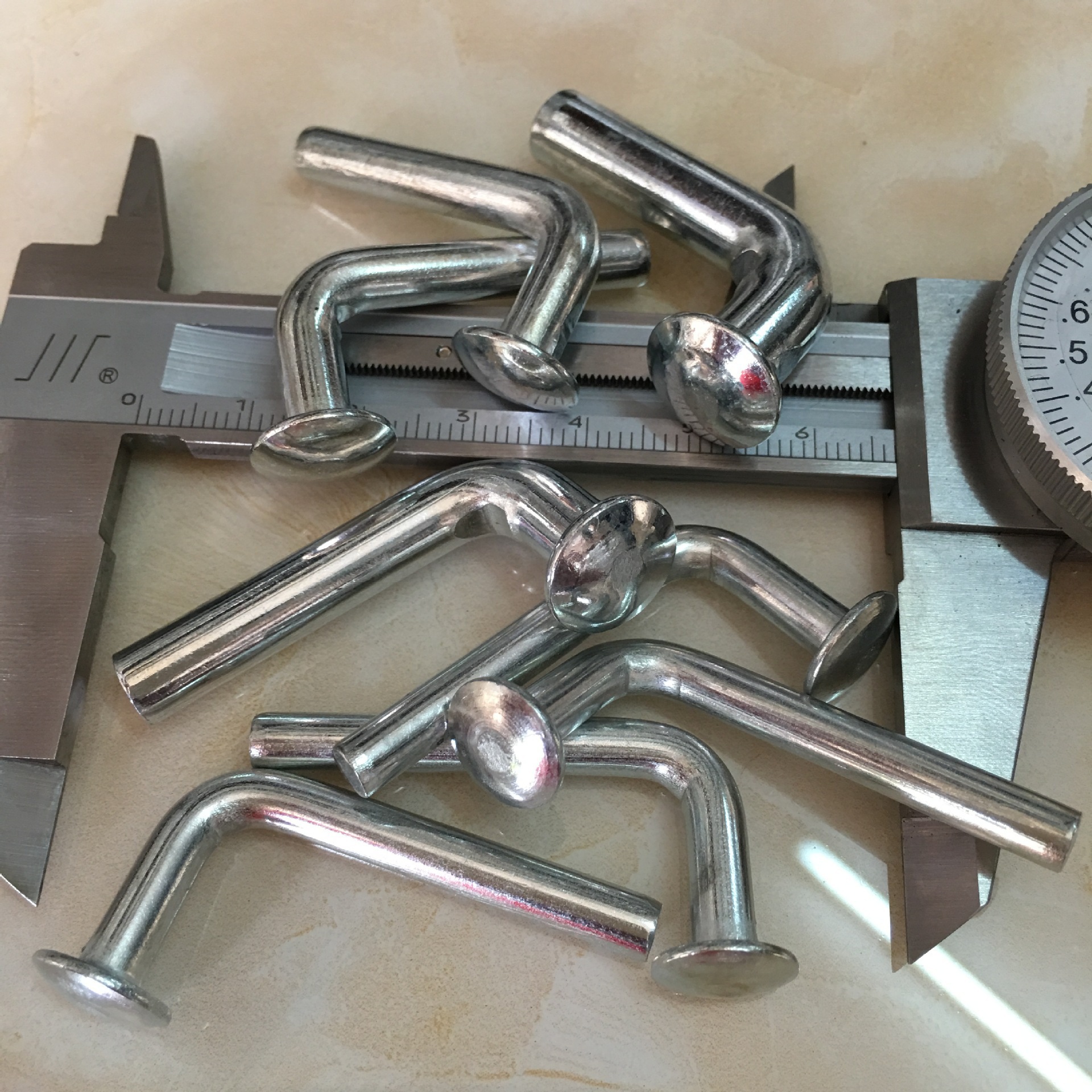 重型仓储货架配件铁镀锌大扁头折弯90度加长 l型安全插卡销子