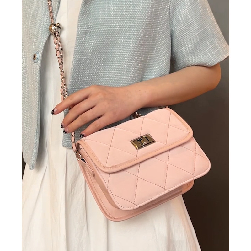 2024轻奢小香风斜挎包包女新款时尚百搭高级小众菱格链条单肩粉色