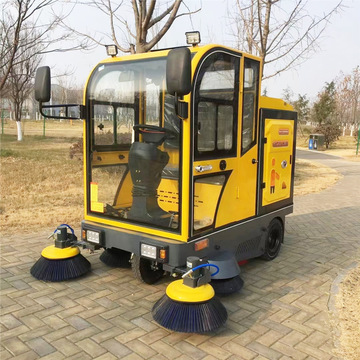工业吸尘驾驶式扫地机新能源封闭扫地车 学校物业景区电动扫路车