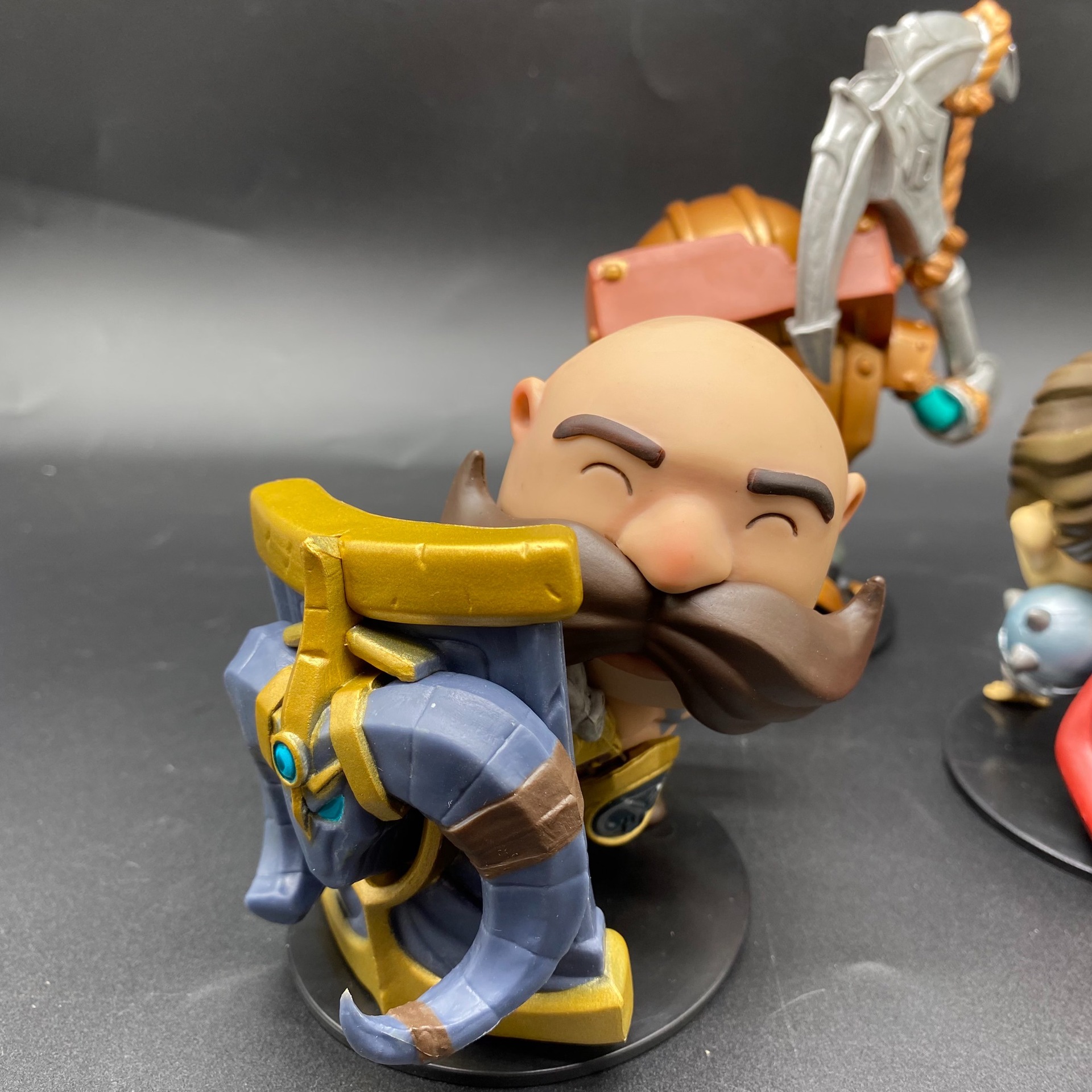 英雄联盟 q版 诺克萨斯之手 布隆 泰坦 013 002 016# 手办