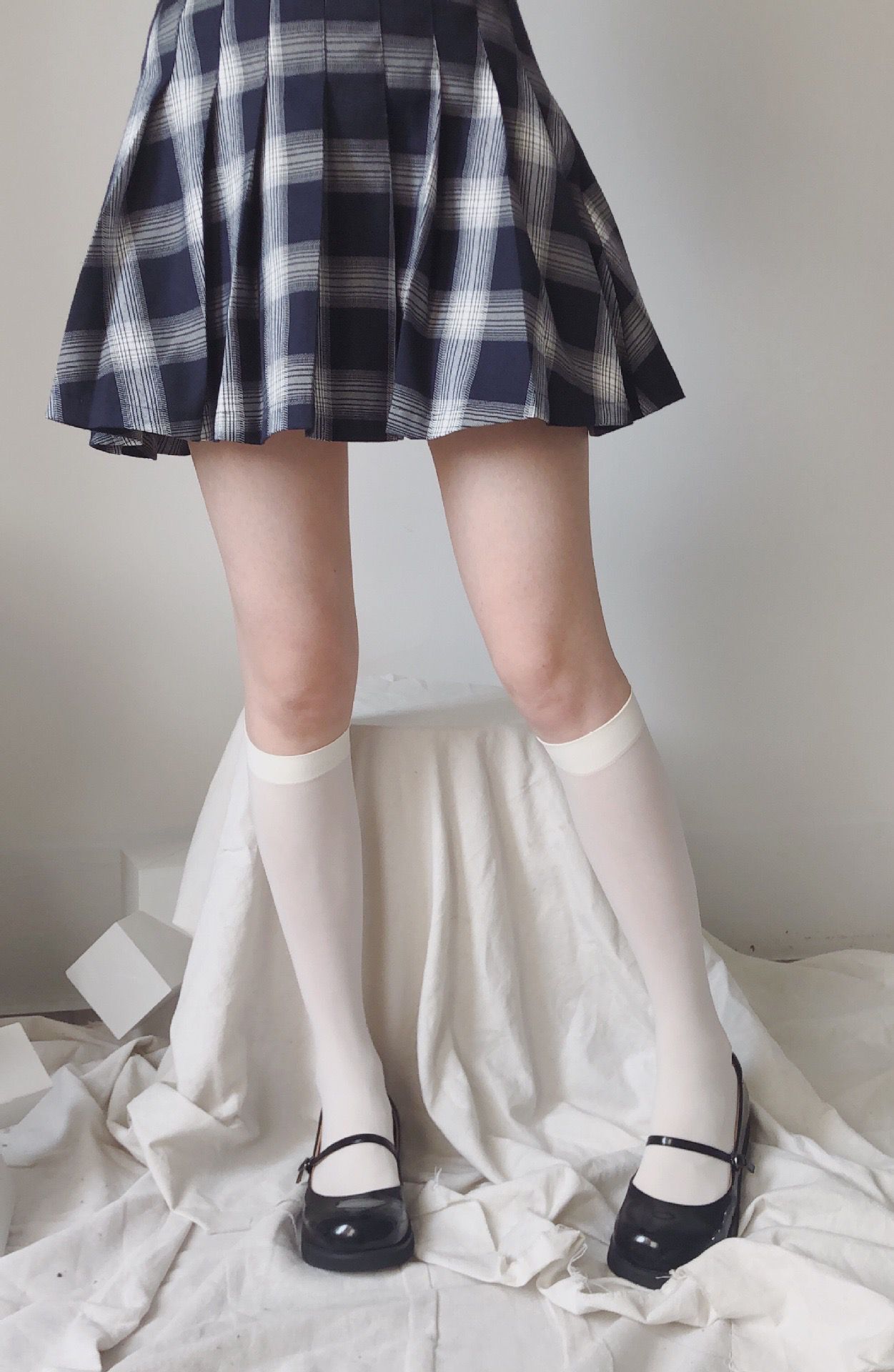 小腿袜女薄款日系jk袜子夏季天鹅绒黑色高筒过膝长袜半截中筒短袜