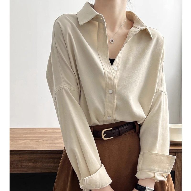 时尚宽松简约翻领长袖纯色衬衫女秋冬小众磨毛厚款设计上衣