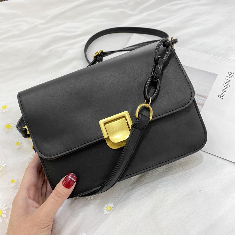 Spring 2021 New Crossbody Bag Retro Shoulder Bag Trendy Fashion Twist Lock Underarm Women's Bag Simple Small Square Bag