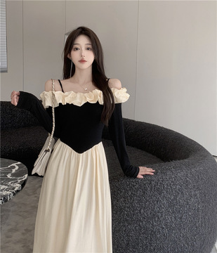 一字领拼接撞色吊带连衣裙女秋季新款法式高级感修身收腰气质长裙