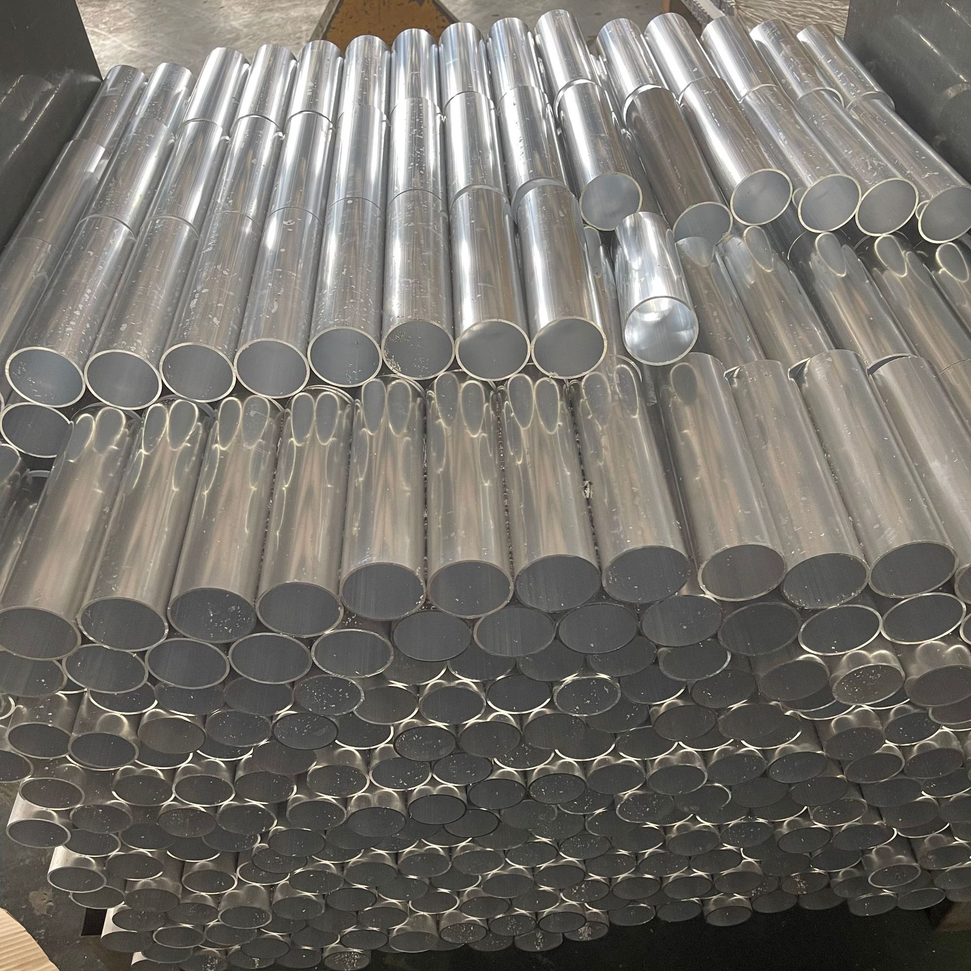 8mm铝管 江苏铝工厂6063铝管定制批发 可深加工阳极氧化