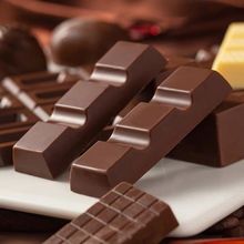 巧克力批发香夹心多口味砖黑巧克力过年货散装半斤